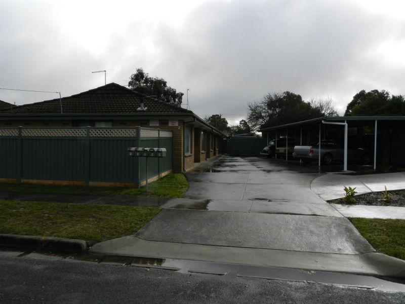 1-5/2 Evelyn Street, Wendouree VIC 3355