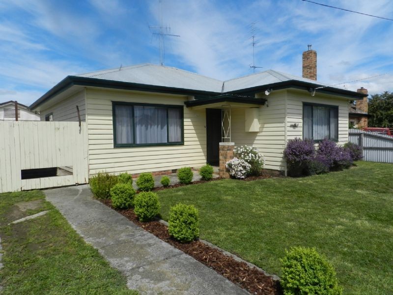 15 Victoria Street, Sebastopol VIC 3356