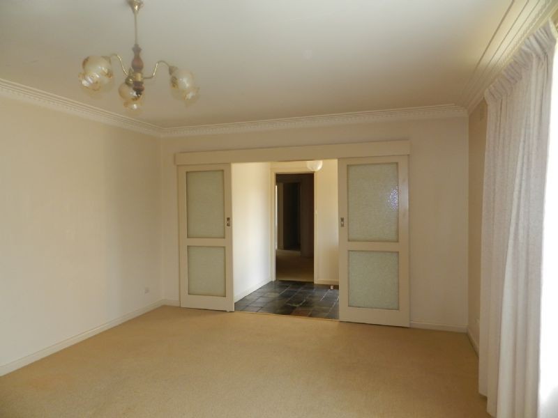 6 Mawarra Drive, Delacombe VIC 3356