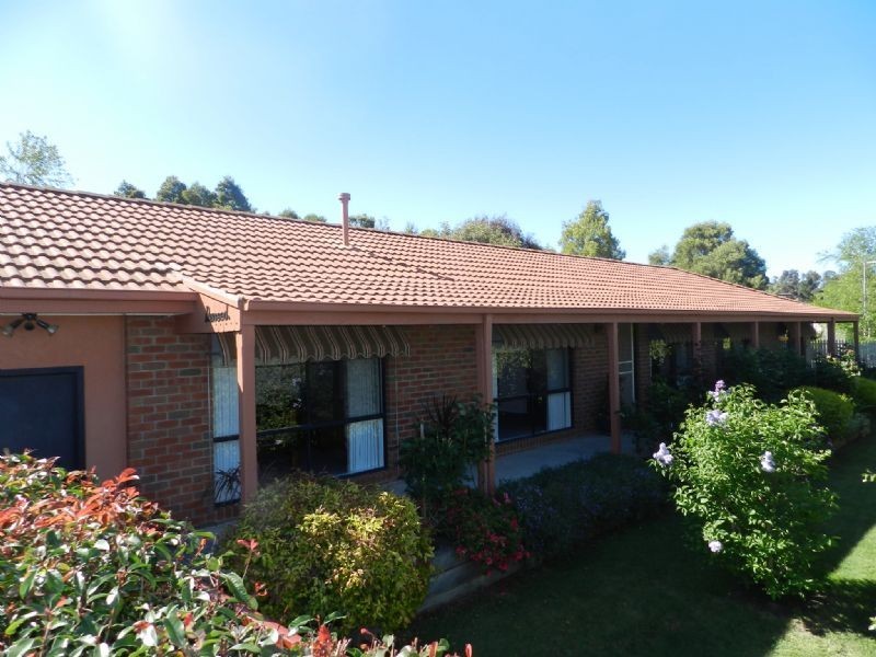 28 Wattletree Drive, Mount Helen VIC 3350