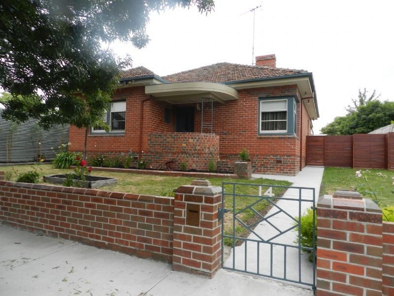 14 Essex Street, Ballarat VIC 3350