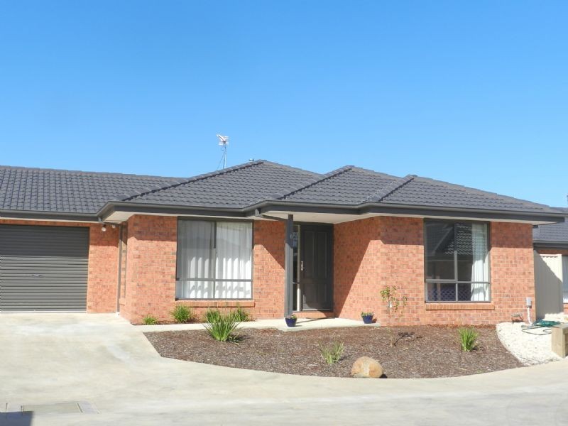 8/88 Birdwood Avenue, Sebastopol VIC 3356