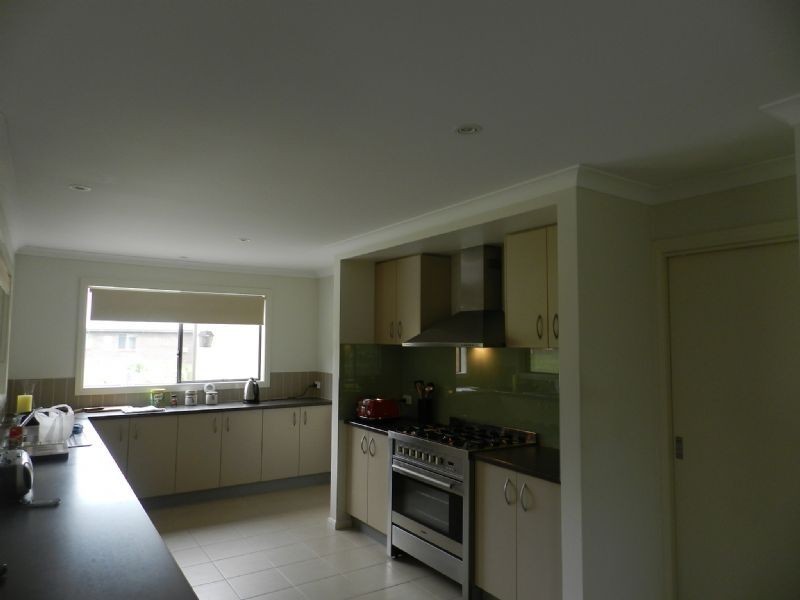 48 Windermere Way, Cardigan VIC 3352