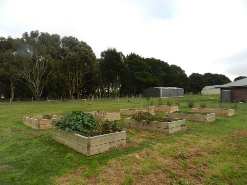 48 Windermere Way, Cardigan VIC 3352