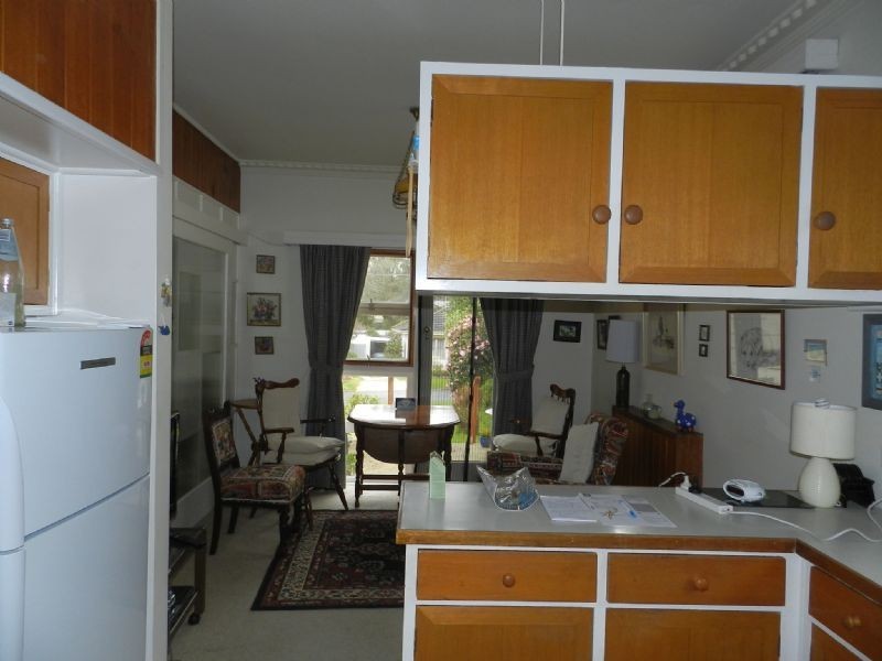 4 Heather Ave, Mount Clear VIC 3350