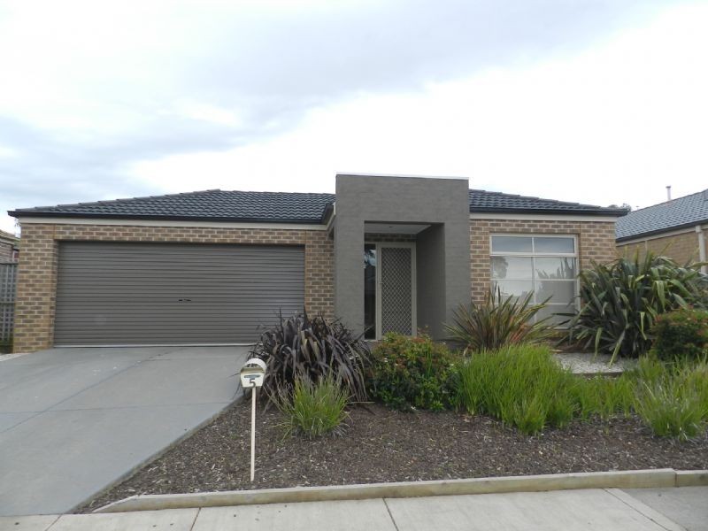 5 Rorey Street, Delacombe VIC 3356