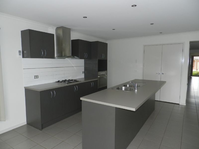 5 Rorey Street, Delacombe VIC 3356