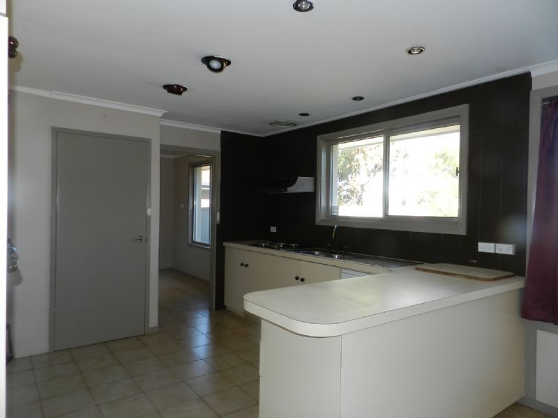 836 Chisholm Street, Black Hill VIC 3350