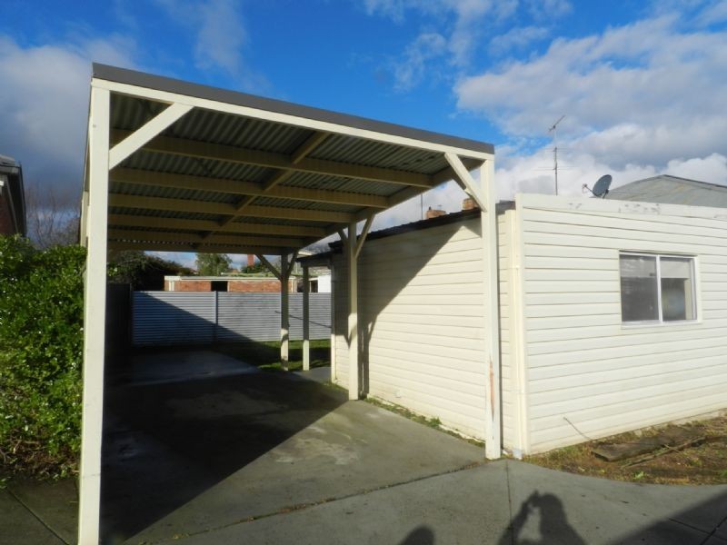 1/30 Victoria Street, Sebastopol VIC 3356