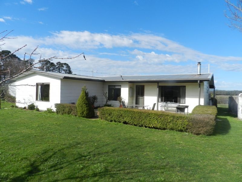 497 Ti Tree Road, Warrenheip VIC 3352