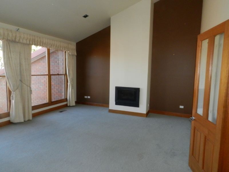 7 Clianthus Court, Ballarat North VIC 3350