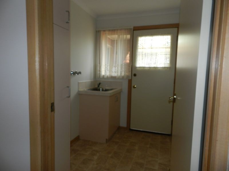 2/50 Haymes Road, Mount Clear VIC 3350