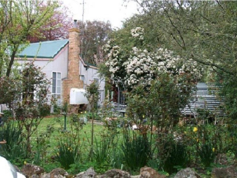 1878 Old Melbourne Road, Millbrook VIC 3352