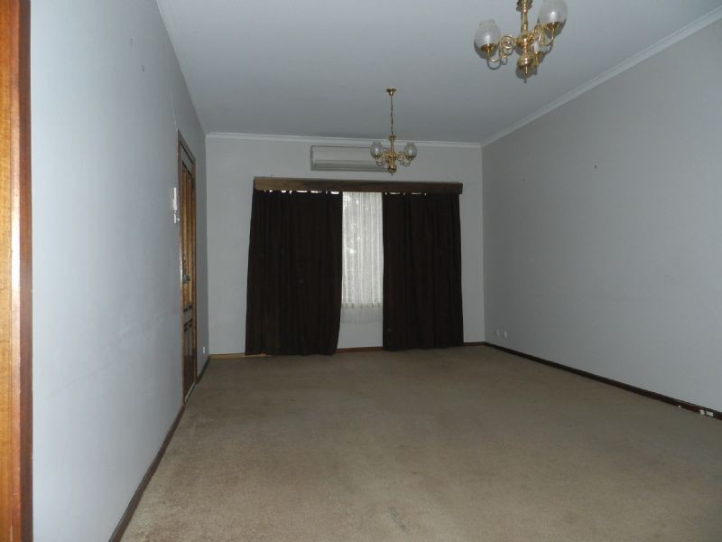 101 Beverin St, Sebastopol VIC 3356