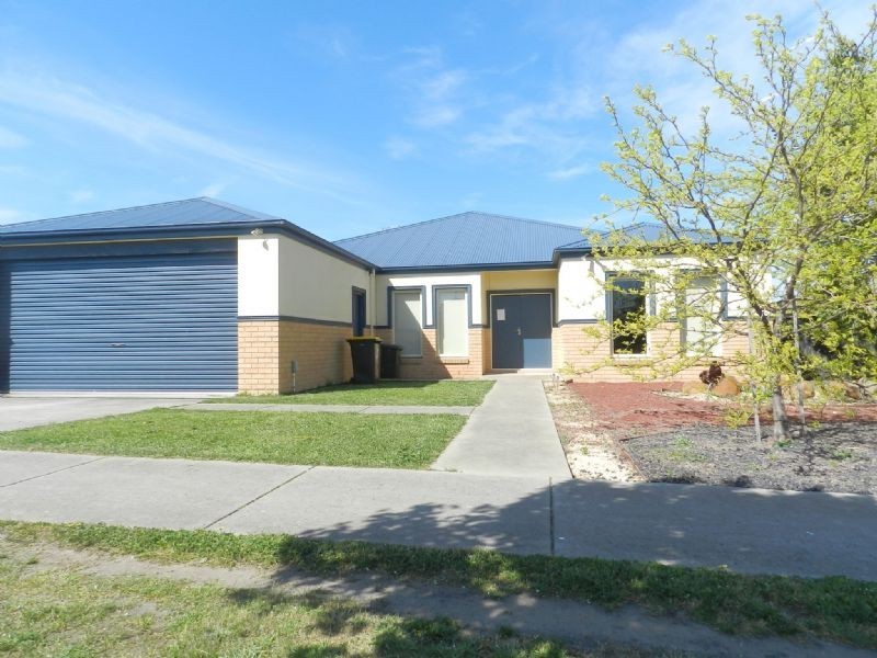 13 The Ridge, Delacombe VIC 3356