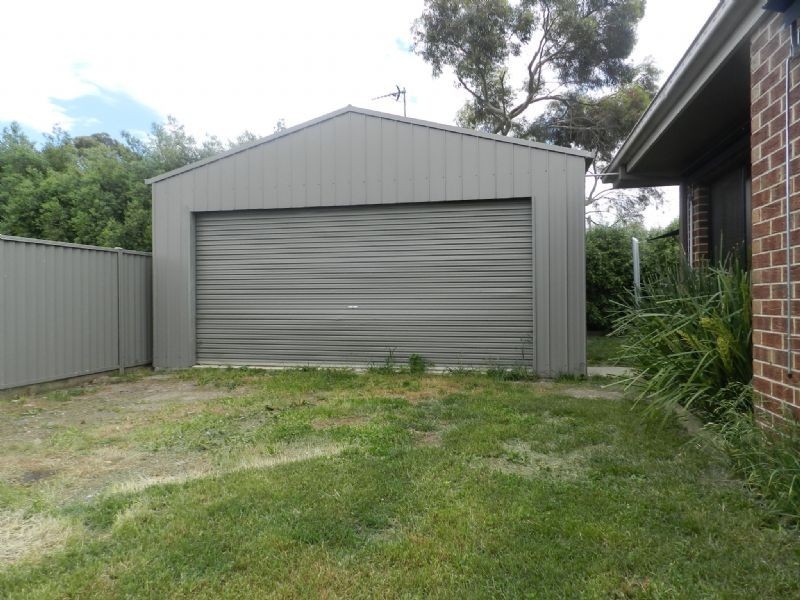 25 Jordan Avenue, Delacombe VIC 3356