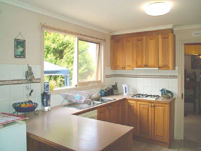 2 Silkwood Way, Rowville VIC 3178