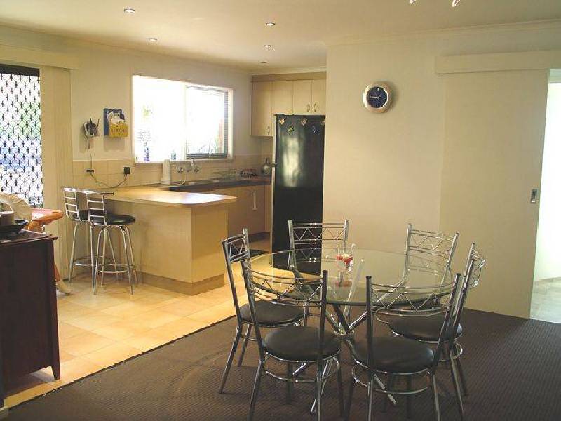 147 Dandelion Drive, Rowville VIC 3178