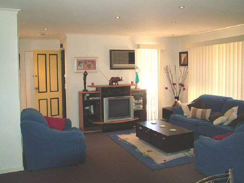 147 Dandelion Drive, Rowville VIC 3178