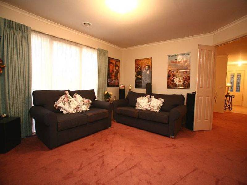 101 Quail Way, Rowville VIC 3178
