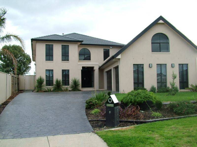 6 MOAMA PLACE, Rowville VIC 3178