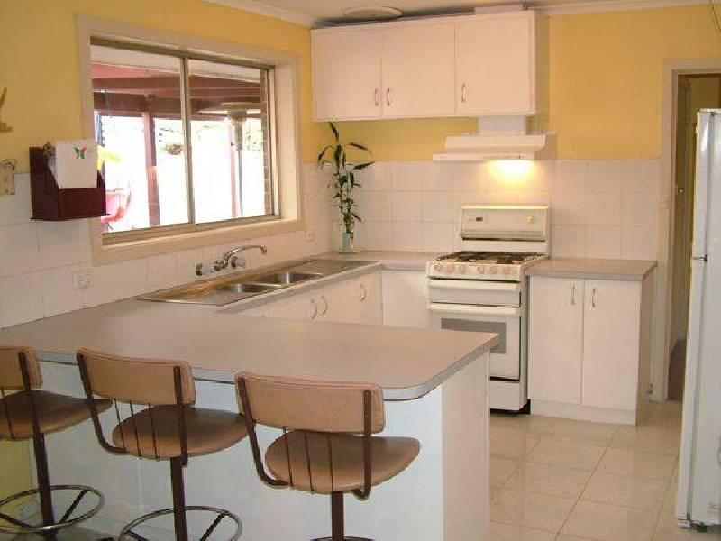 7 Eurella Crescent, Rowville VIC 3178