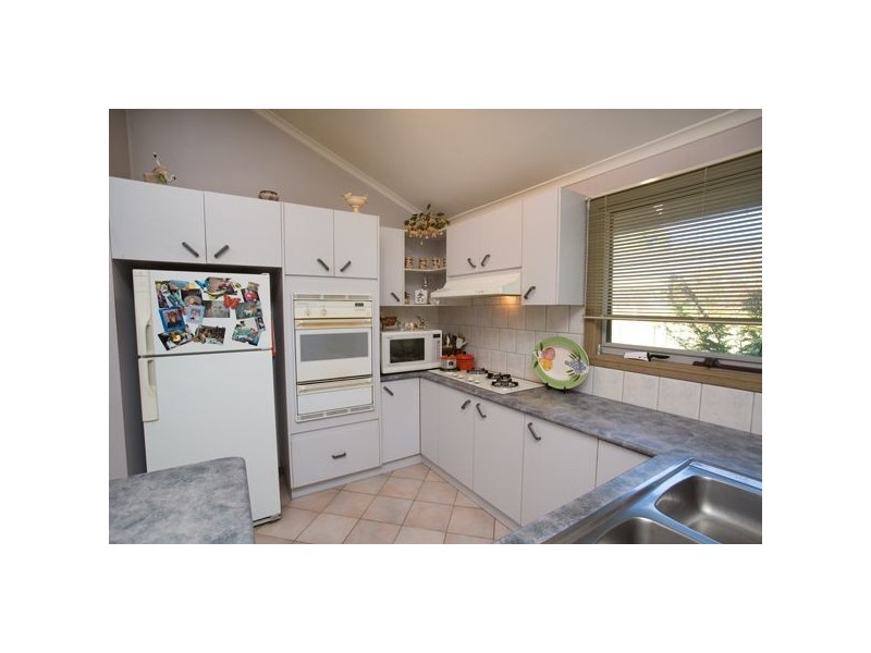 61 Taylors Lane, Rowville VIC 3178