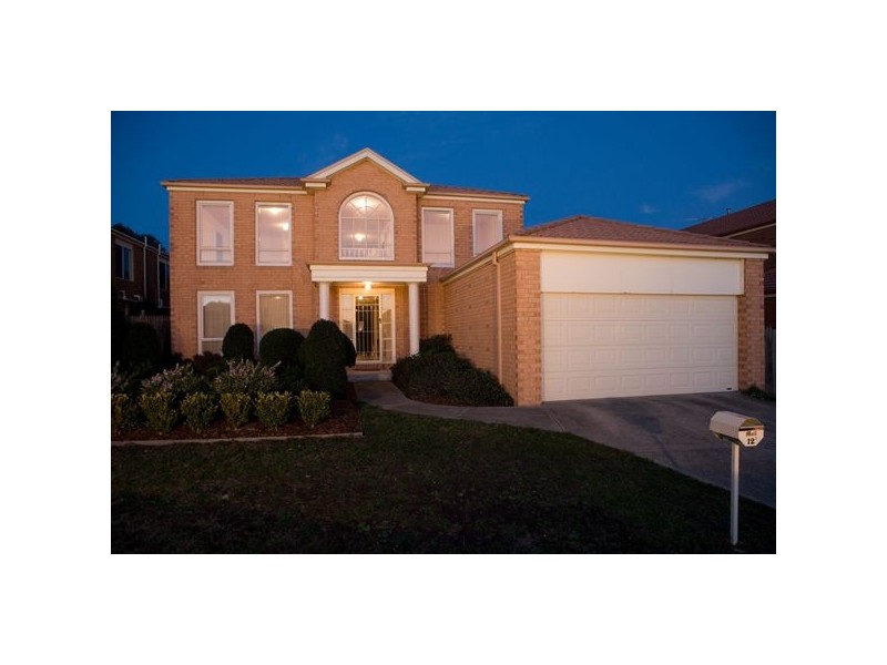 12 Garland Rise, Rowville VIC 3178