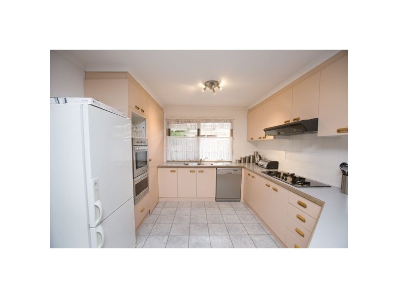 325 Dandelion Drive, Rowville VIC 3178