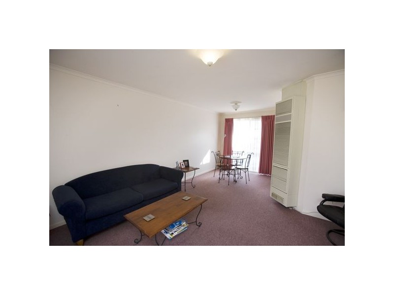 3 Quail Way, Rowville VIC 3178