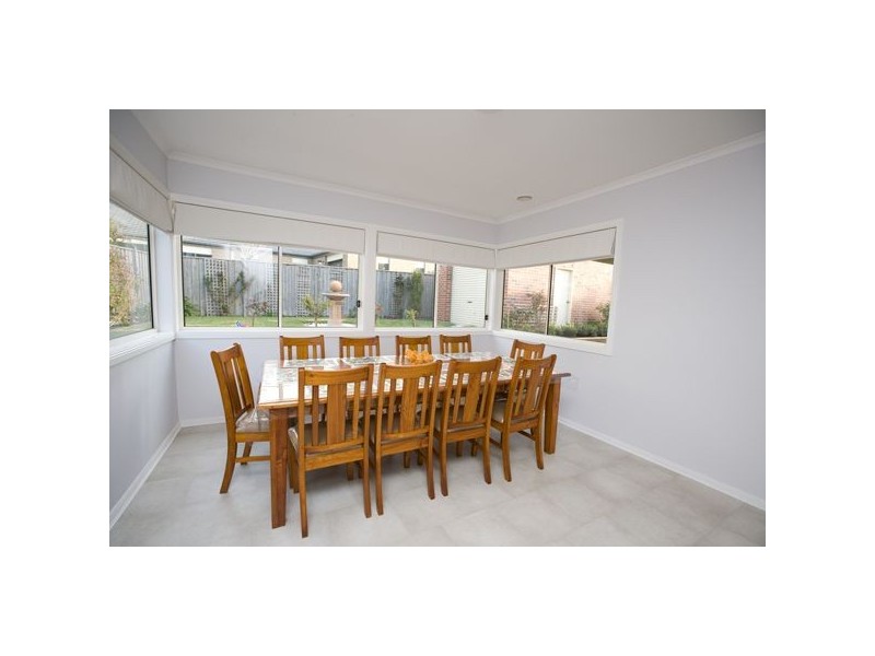 123 Fairway Drive, Rowville VIC 3178