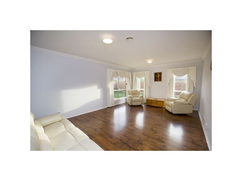 123 Fairway Drive, Rowville VIC 3178