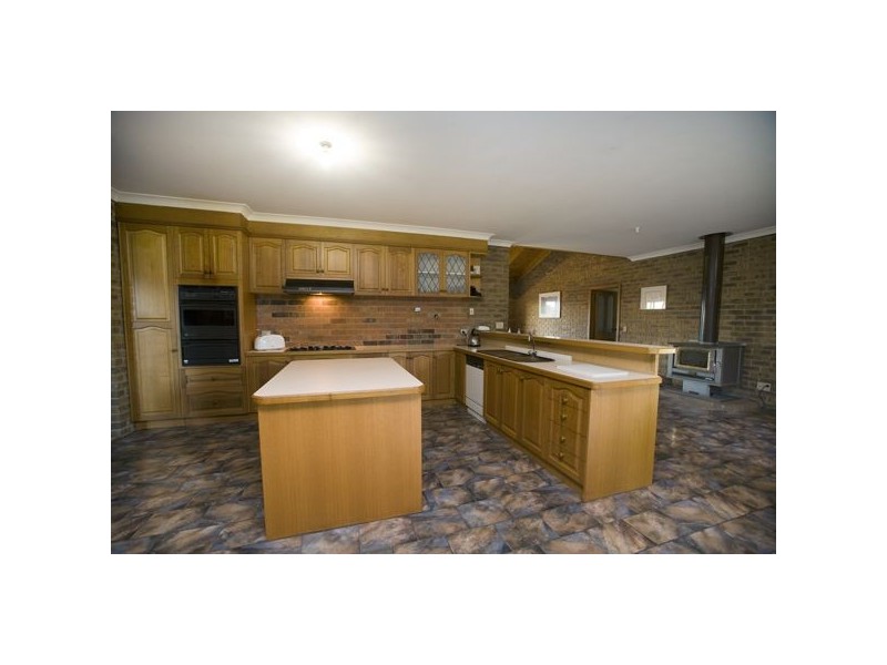 341 Dandelion Drive, Rowville VIC 3178