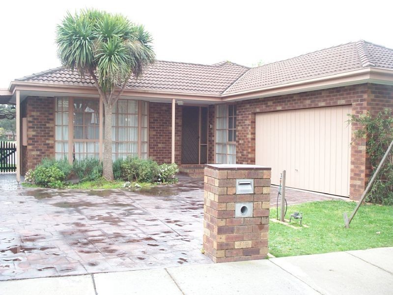 43 Superior Avenue, Rowville VIC 3178