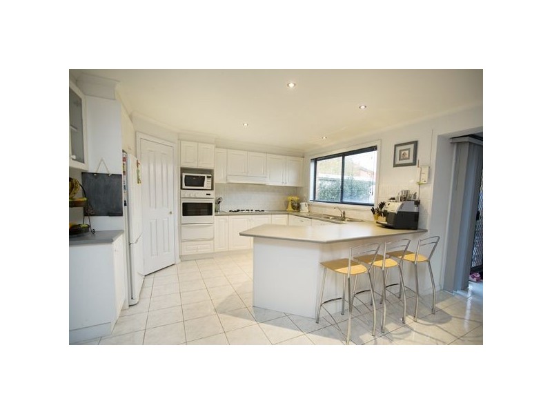 429 Dandelion Drive, Rowville VIC 3178