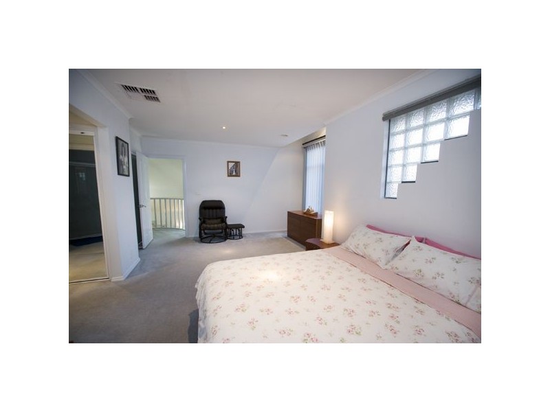 429 Dandelion Drive, Rowville VIC 3178