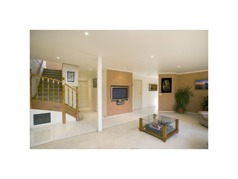 7 Von Nida, Rowville VIC 3178