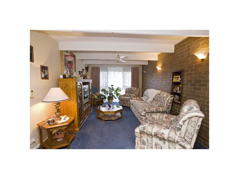 38 Denver Crescent, Rowville VIC 3178