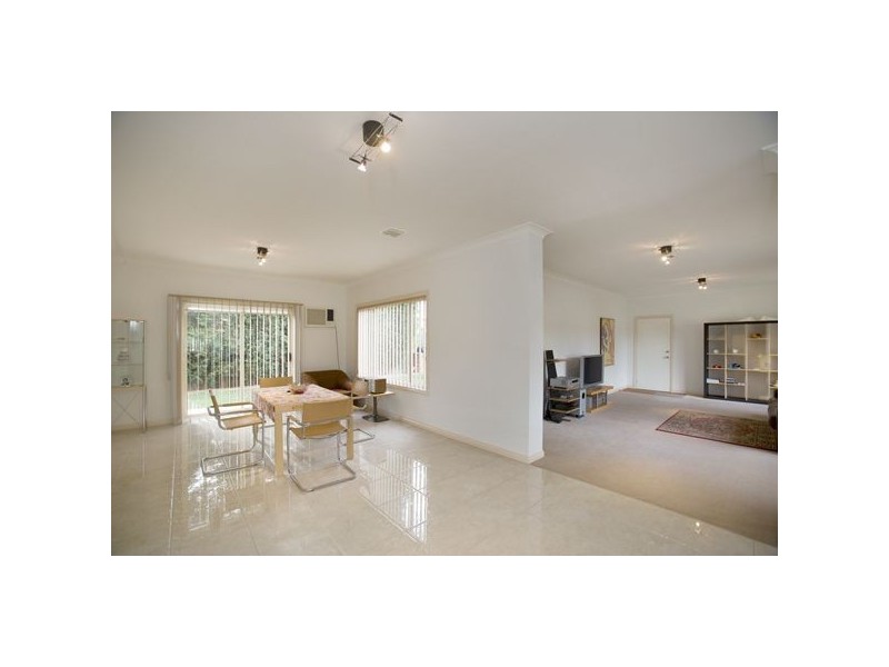 440 Dandelion Drive, Rowville VIC 3178