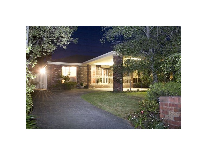 4 Timbertop Drive, Rowville VIC 3178