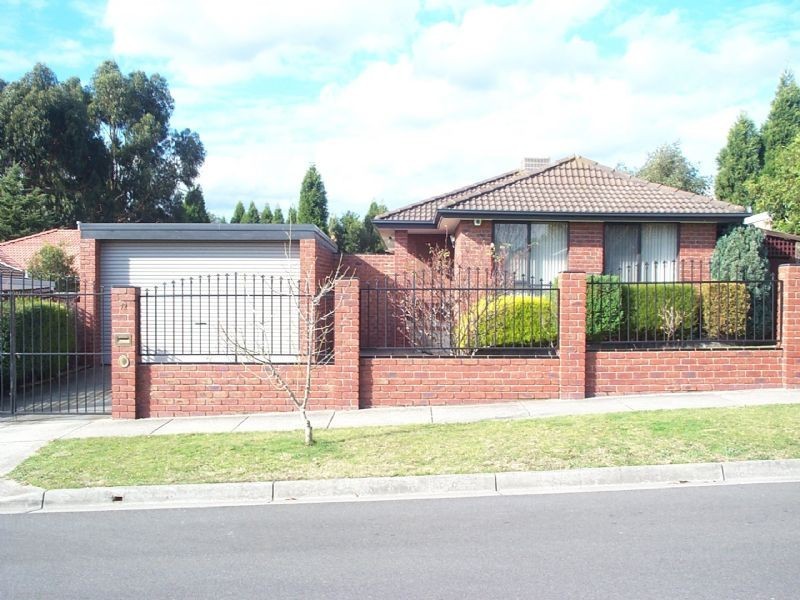 72 Murray Crescent, Rowville VIC 3178
