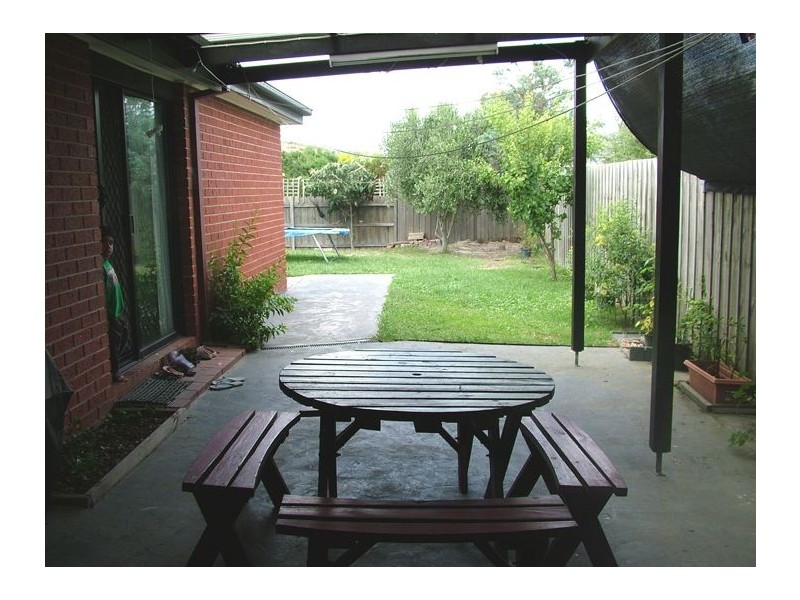 4 Lucy Hill Rise, Rowville VIC 3178