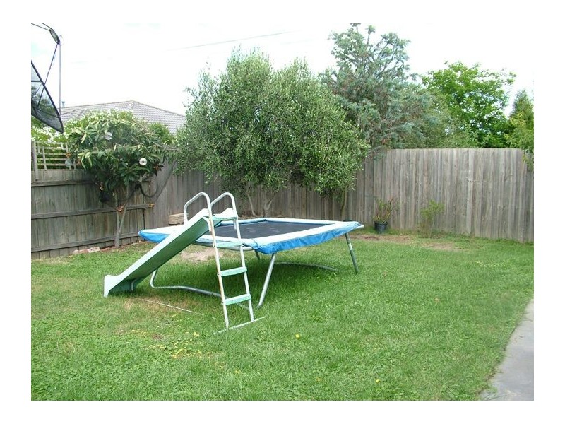 4 Lucy Hill Rise, Rowville VIC 3178