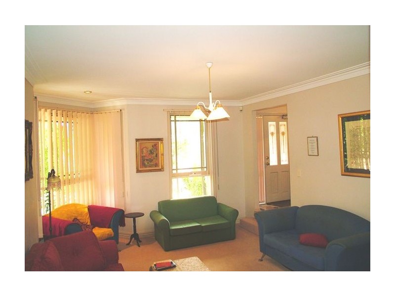 2 Silkwood Way, Rowville VIC 3178