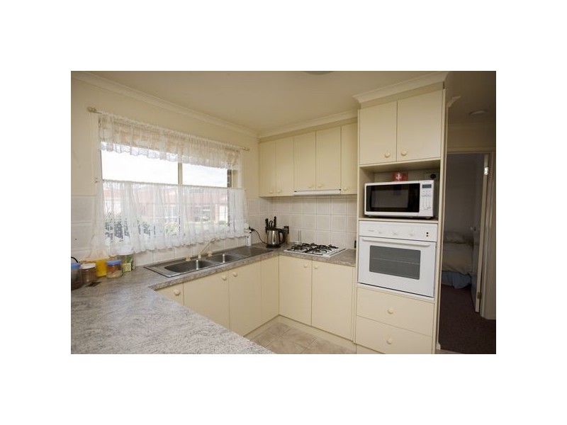 3 Quail Way, Rowville VIC 3178