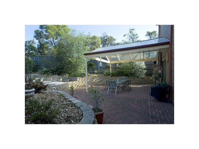 8 Miramah Close, Rowville VIC 3178