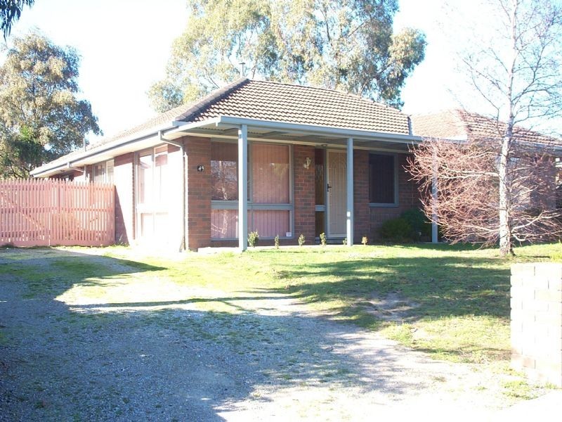 49 Bridgewater Way, Rowville VIC 3178