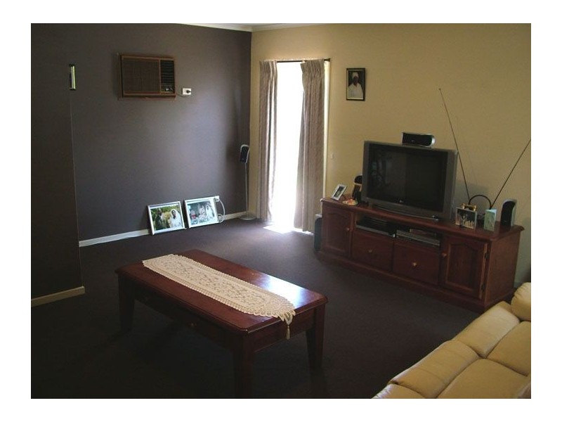 33 Cardinia Way, Rowville VIC 3178