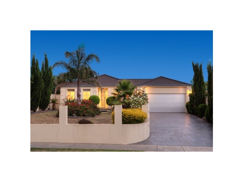 60 Shearer Drive, Rowville VIC 3178