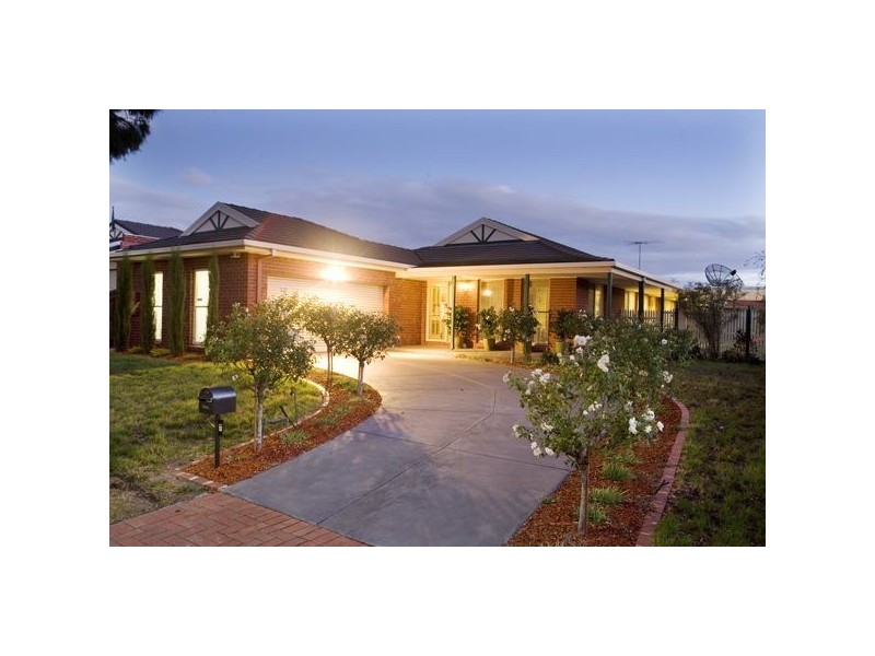 7 Manhatten Terrace, Rowville VIC 3178